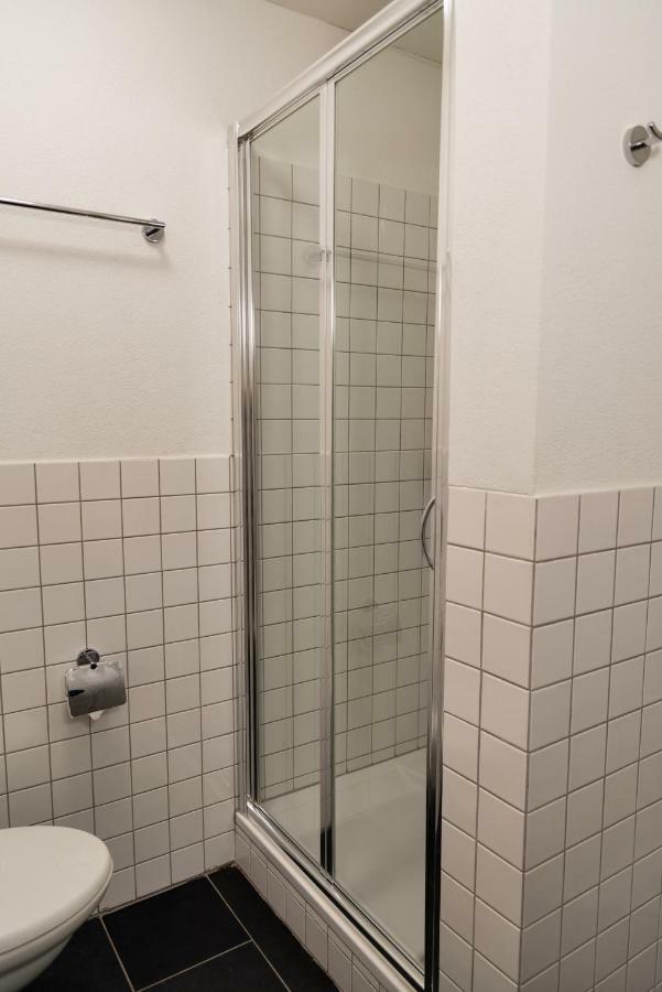 Chesa Saura - La Punt Appartement Buitenkant foto